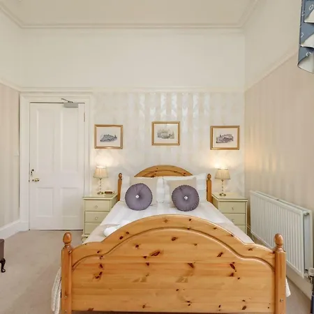 Bed & Breakfast No 45