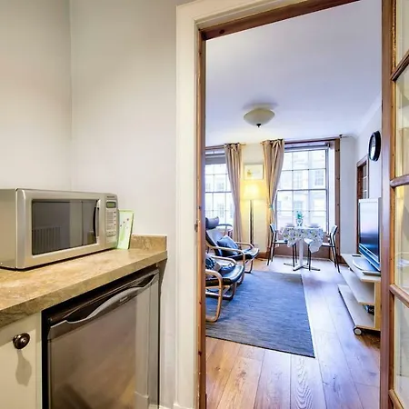 Joivy Royal Mile In Prime Location