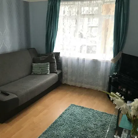 Modern 2 Bedroom Apartmán *