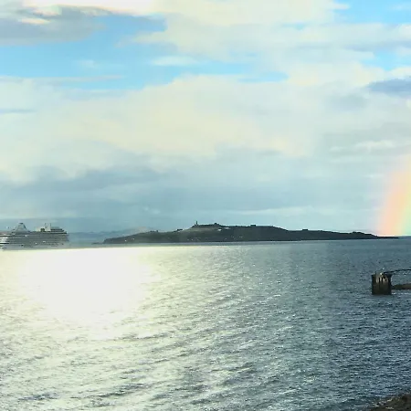 Western Harbour * Edinburgh