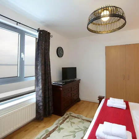 Penthouse Western Harbour Apartment Edinburgh