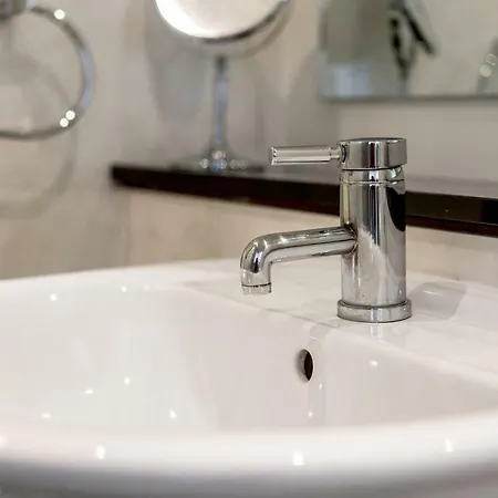 Stunning Heriot Row Apt شقة