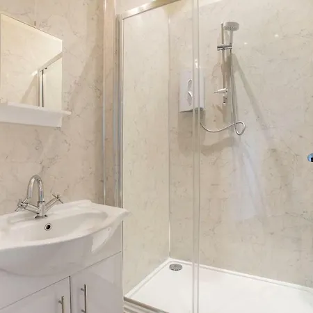 شقة Central Close To Grassmarket, Haymarket And Princes Street *