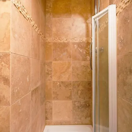 Stylish Near Royal Mile Appartement