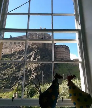 Daire We Love Stunning Castle Views In Luxury! Edinburgh