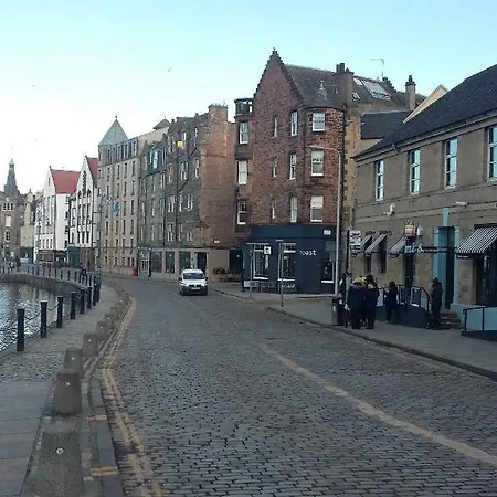 Coburg Street Edynburg