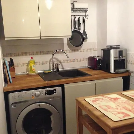 Castle View&grassmarket Studio Flat With Luxury Bathroom Apartment Edinburgh