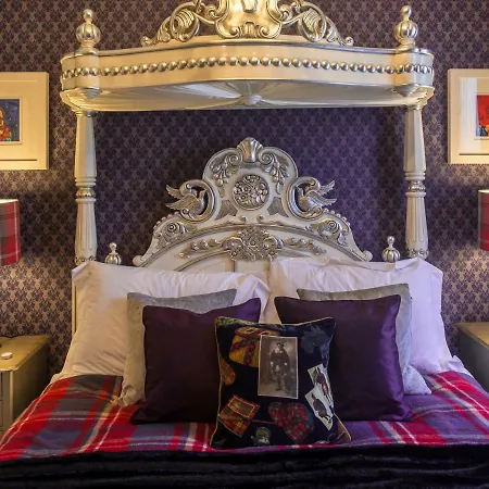 アパート The Bonnie Bide Awa'