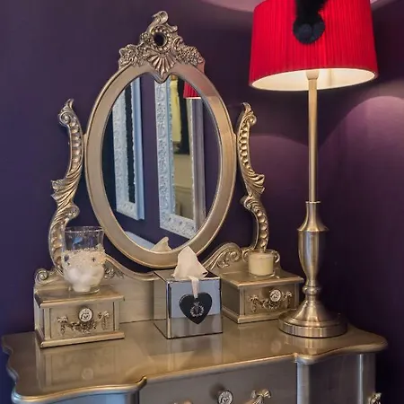 アパート The Bonnie Bide Awa'