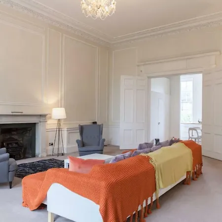 דירה Georgian Townhouse Apt. 10 Min Walk To Princes St *