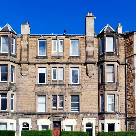 Near Centre Luxury Lejlighed *