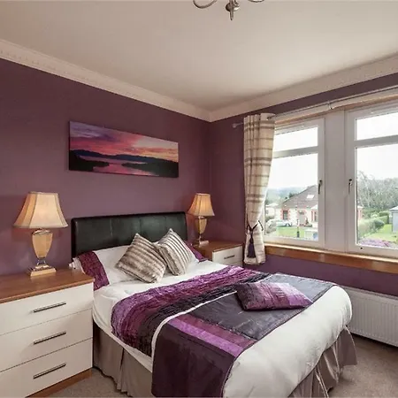 Guest house Hillhouse Edinburgh