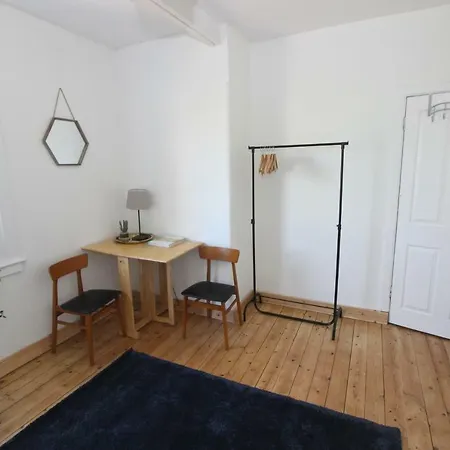 Loganlea Avenue Homestay