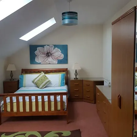 Apartamento Penthouse Sleeps 11 Edimburgo