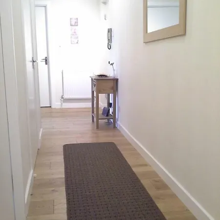Spacious Leith