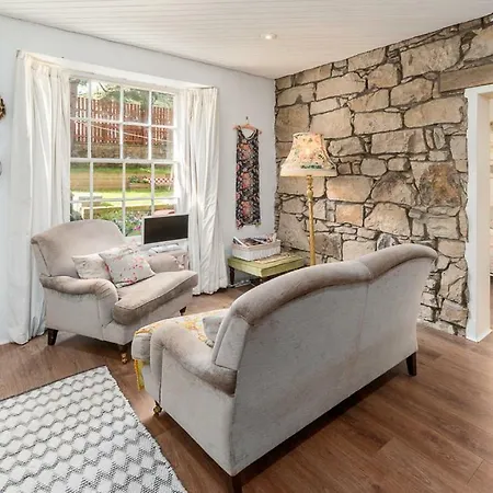 Vintage Apt, Pvt Garden, Wifi, New Town * Edimburgo