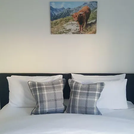Britannia Quay Apartment Edinburgh