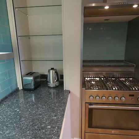 Spacious 2 Bed Next To Royal Mile & Waverley Appartement Edinburgh