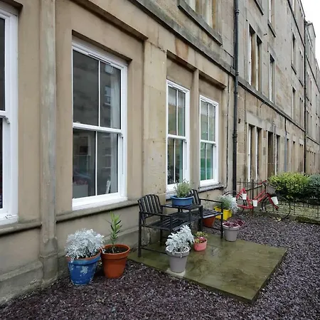 Lochlann's Hame Apartment *