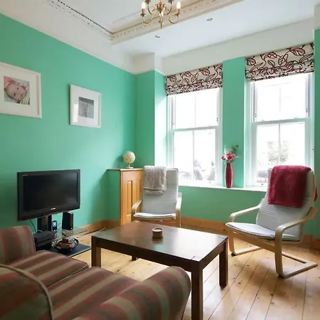 Lochlann's Hame Apartment *