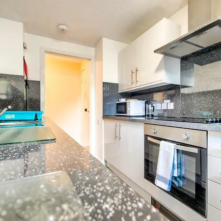 Charming 1 Bed With Castle View