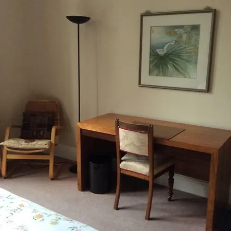Number 18 Bed & Breakfast Edinburgh