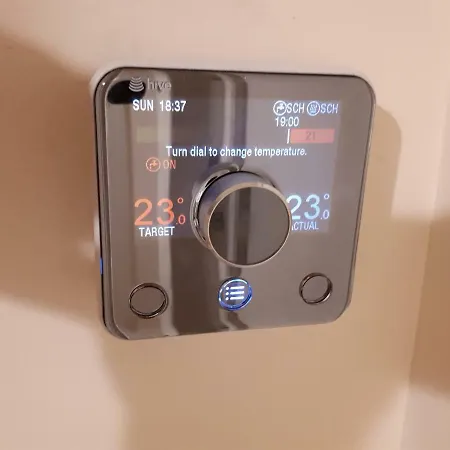 Central & Stylish 3 Bedroom, 2 Bath, Free Parking Édimbourg