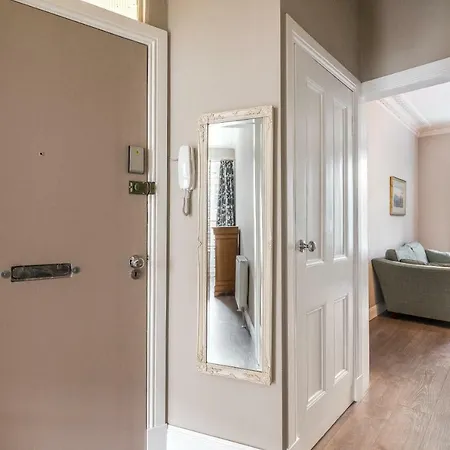 Comfortable City Centre Living, Nearby Eicc דירה אדינבורו