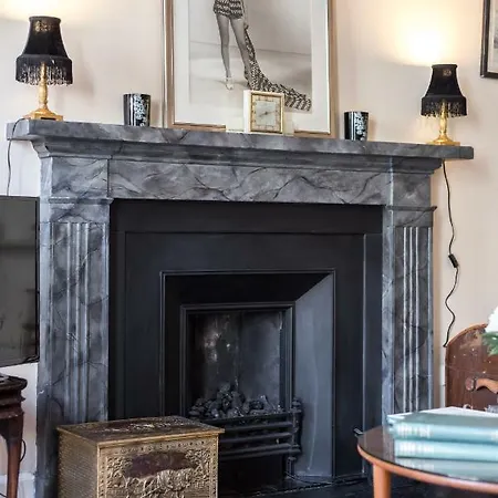 Grand & Spacious With Wifi