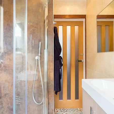 The Queens View Edimburgo