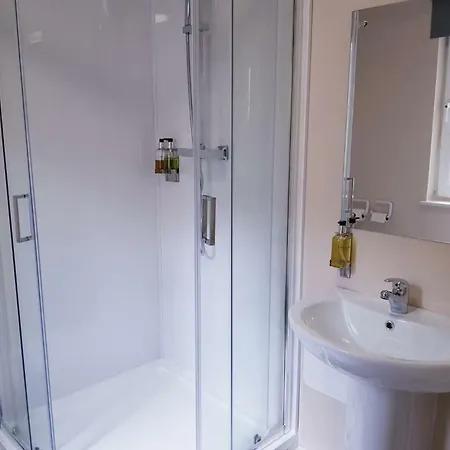 Classic Ensuite In The Heart Of Edinburgh