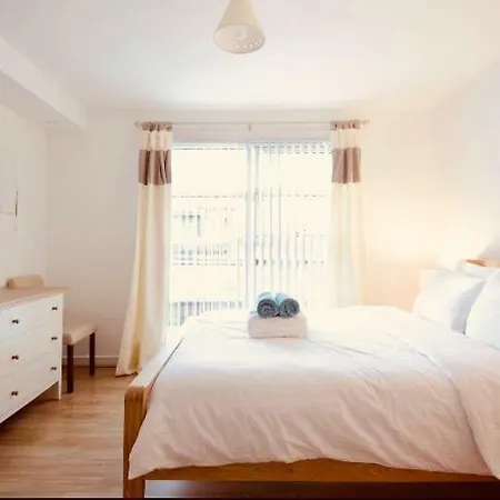 Comfy Flat Handy For City Centre