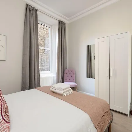 The Street Edinburgh