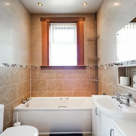 Alojamento de Acomodação e Pequeno-almoço Wee White House