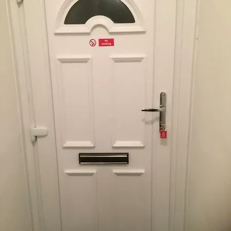 Newly Refurbished Flat