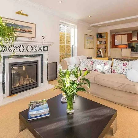 شقة Luxurious Near City Centre