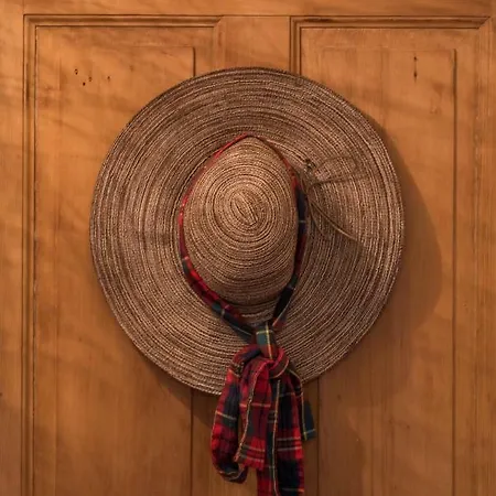 The West End * 에든버러