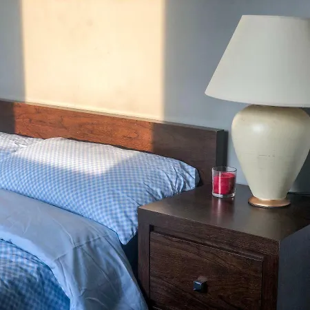 Cosy 2 Bed - Free Parking - Between City/airport Apartment