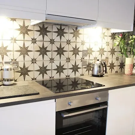 Boutique Bothy - Unique Bolthole In The New Town דירה *