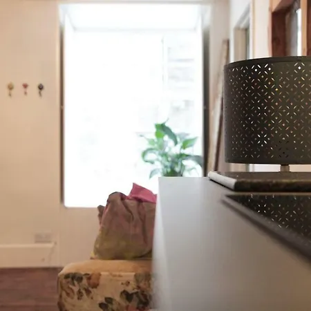 Boutique Bothy - Unique Bolthole In The New Town דירה אדינבורו