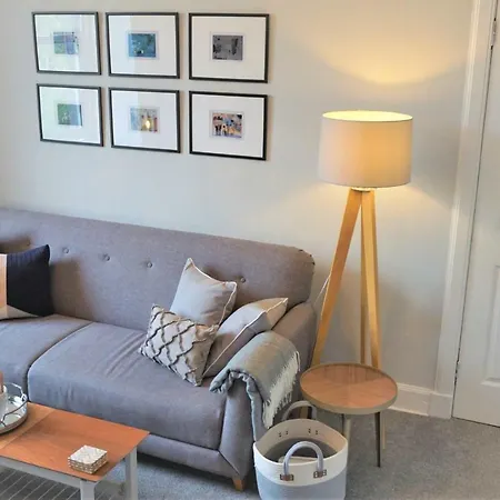 Fabulous Boutique In The Heart Of