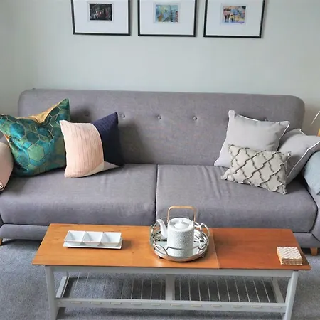 Fabulous Boutique In The Heart Of Apartment *