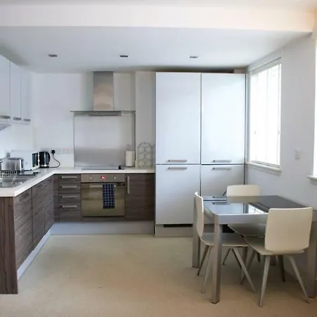 Super Central City - 1 Bedroom Sleeps 4 Appartement *