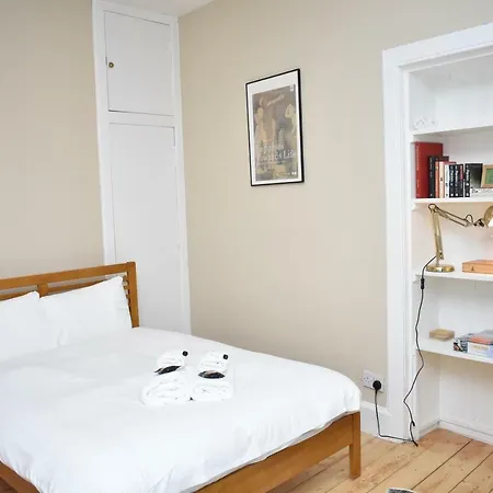 Apartment Bright And Cosy Flat In Urban Fountainbridge Edinburgh