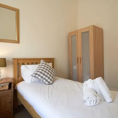 Central Apt Minutes To Royal Mile Διαμέρισμα *