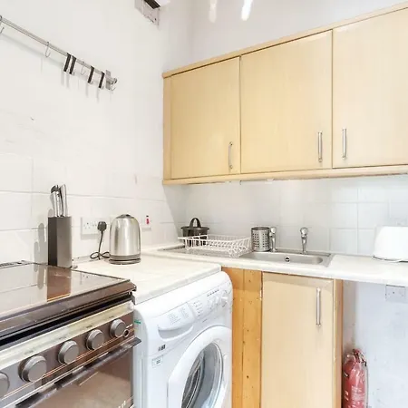 דירה Quiet Two Bed Near City Centre & Haymarket!