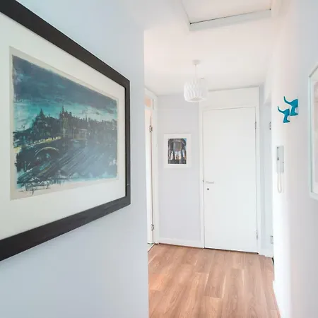 Scottish Stays - Top Floor In Broughton Road
