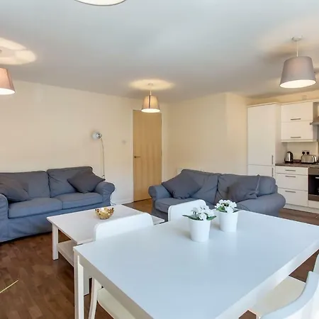 Apartamento Hawkhill 8 - Modern With Secure Parking *