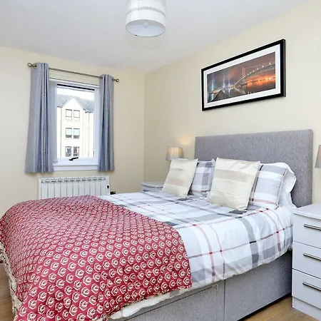 Lusso - Central * Edinburgh