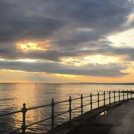 Abercorn Pensión 4*